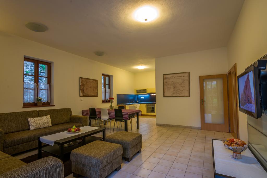 Apartmany Weissov Dom Banská Štiavnica Oda fotoğraf