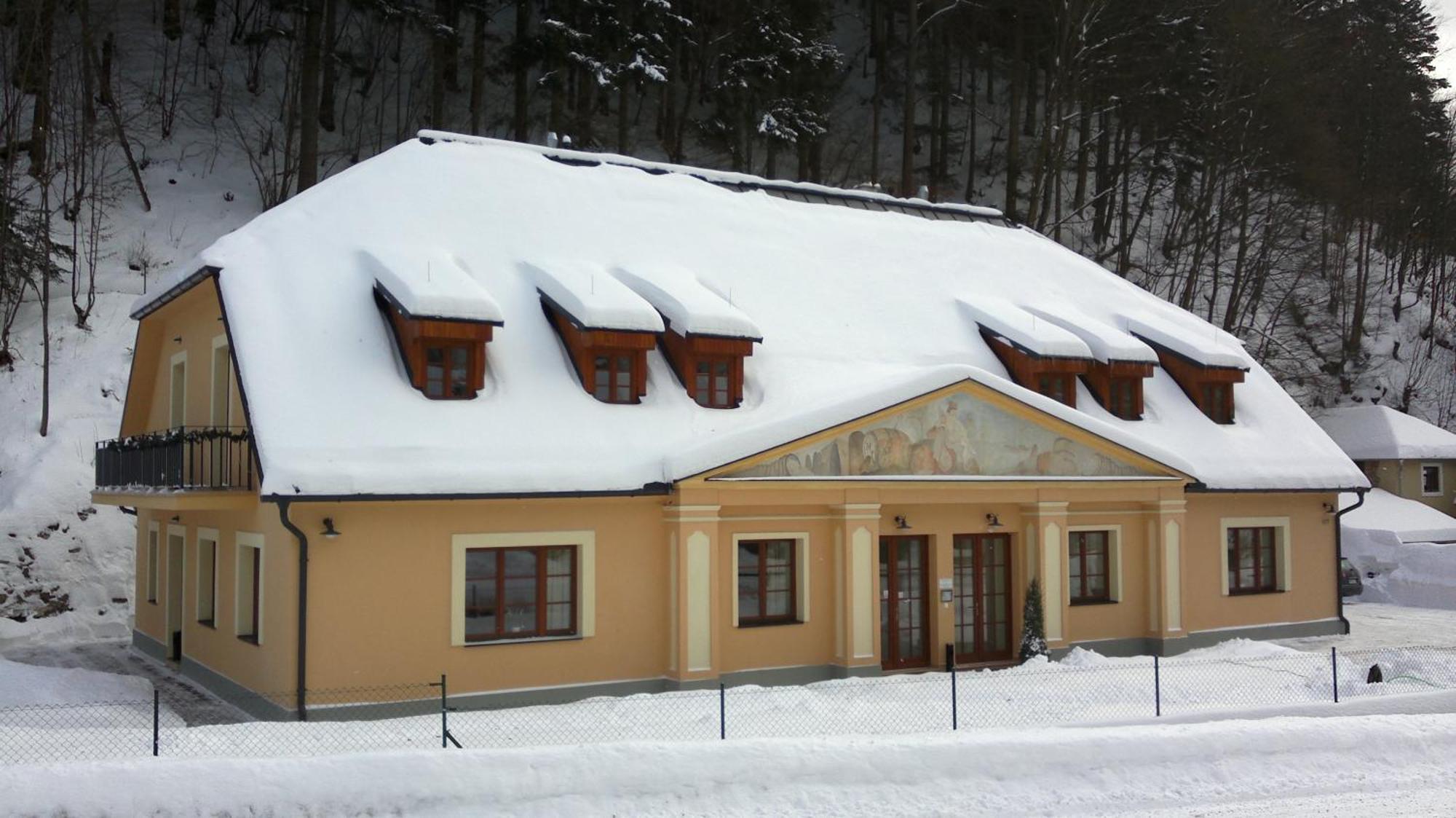 Apartmany Weissov Dom Banská Štiavnica Dış mekan fotoğraf