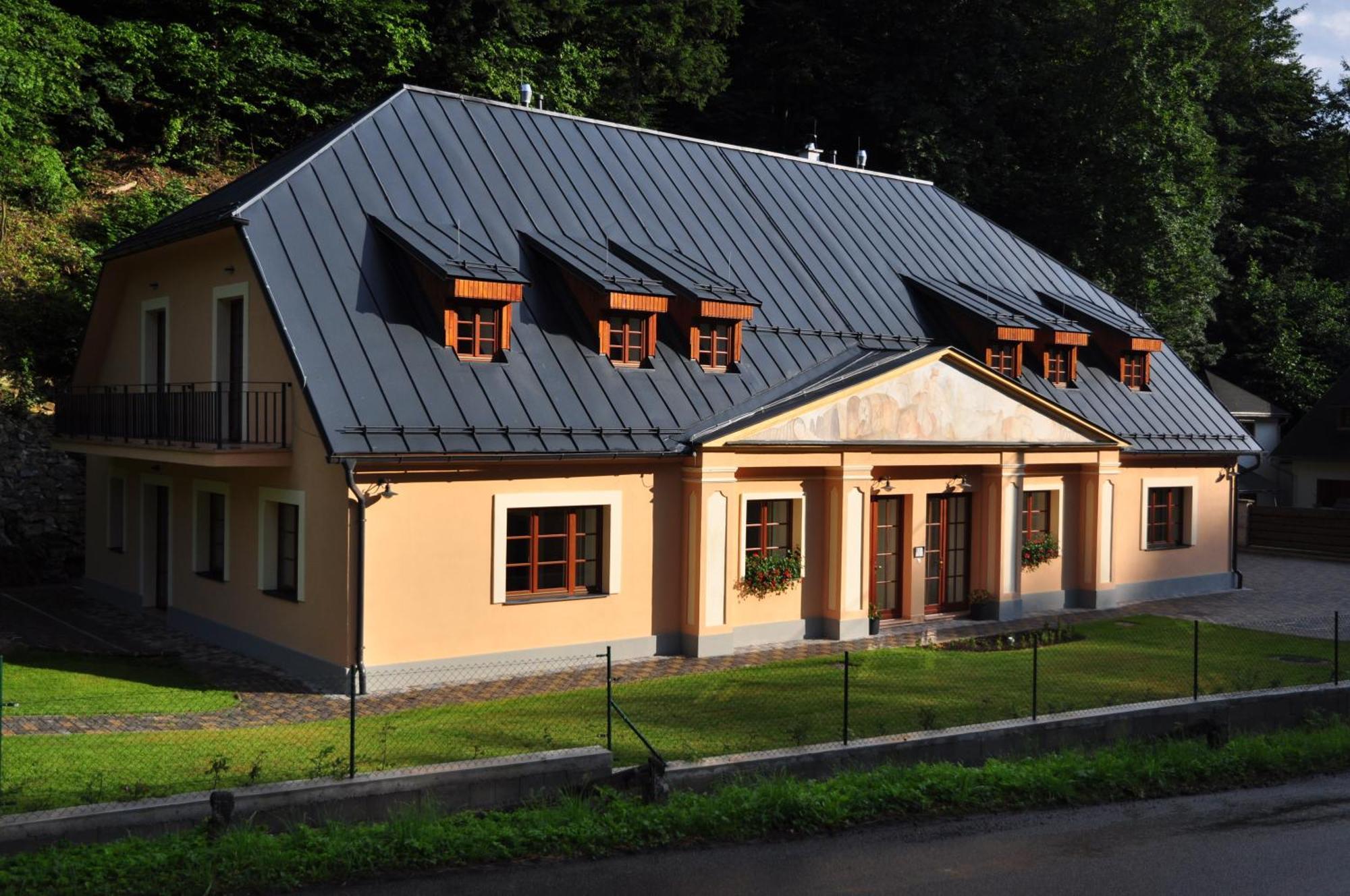 Apartmany Weissov Dom Banská Štiavnica Dış mekan fotoğraf