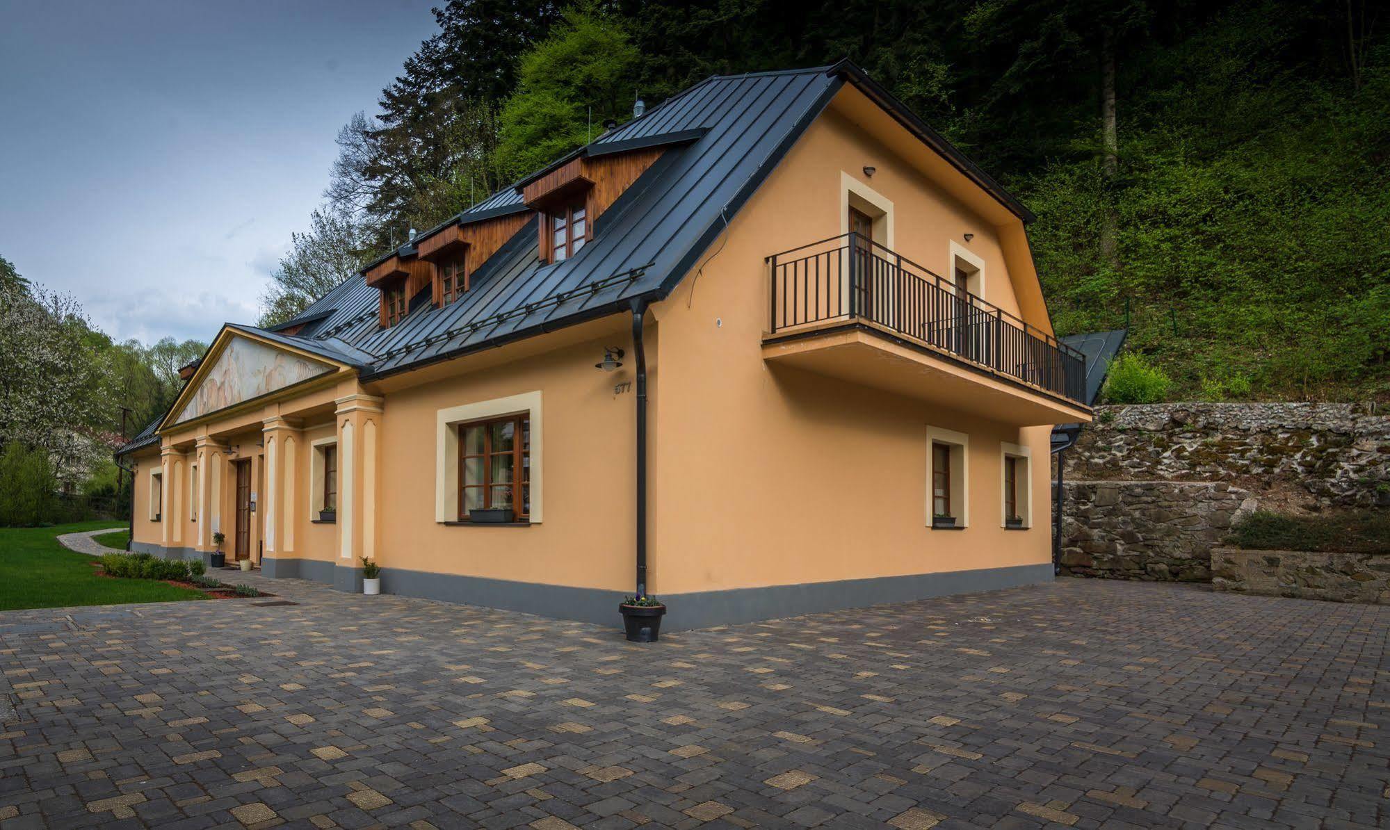 Apartmany Weissov Dom Banská Štiavnica Dış mekan fotoğraf