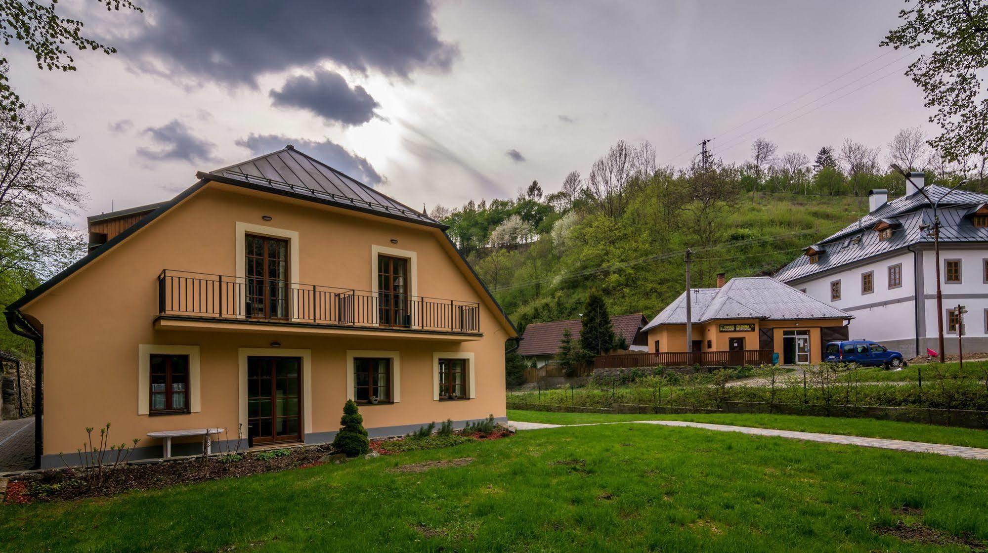 Apartmany Weissov Dom Banská Štiavnica Dış mekan fotoğraf